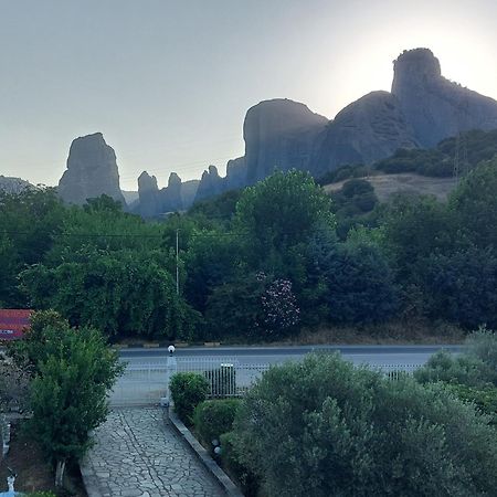 Pomegranate Tree House - Meteora Pensionat Kalampaka Exteriör bild